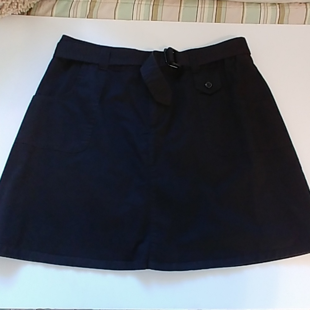 White Stag Stretch Black Skort Size 12